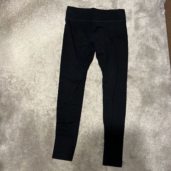 Yoga pants - Picture 2 of 4